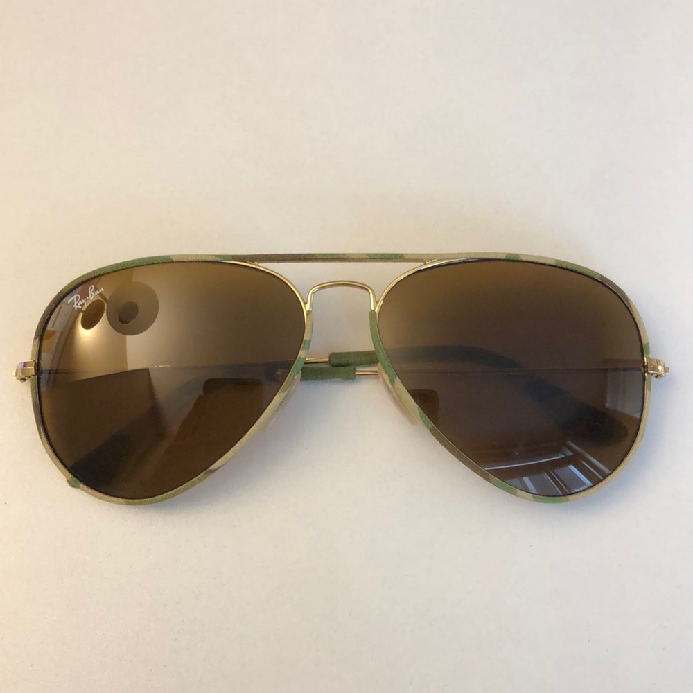 Ray-Ban Aviator - Picture 2 of 5
